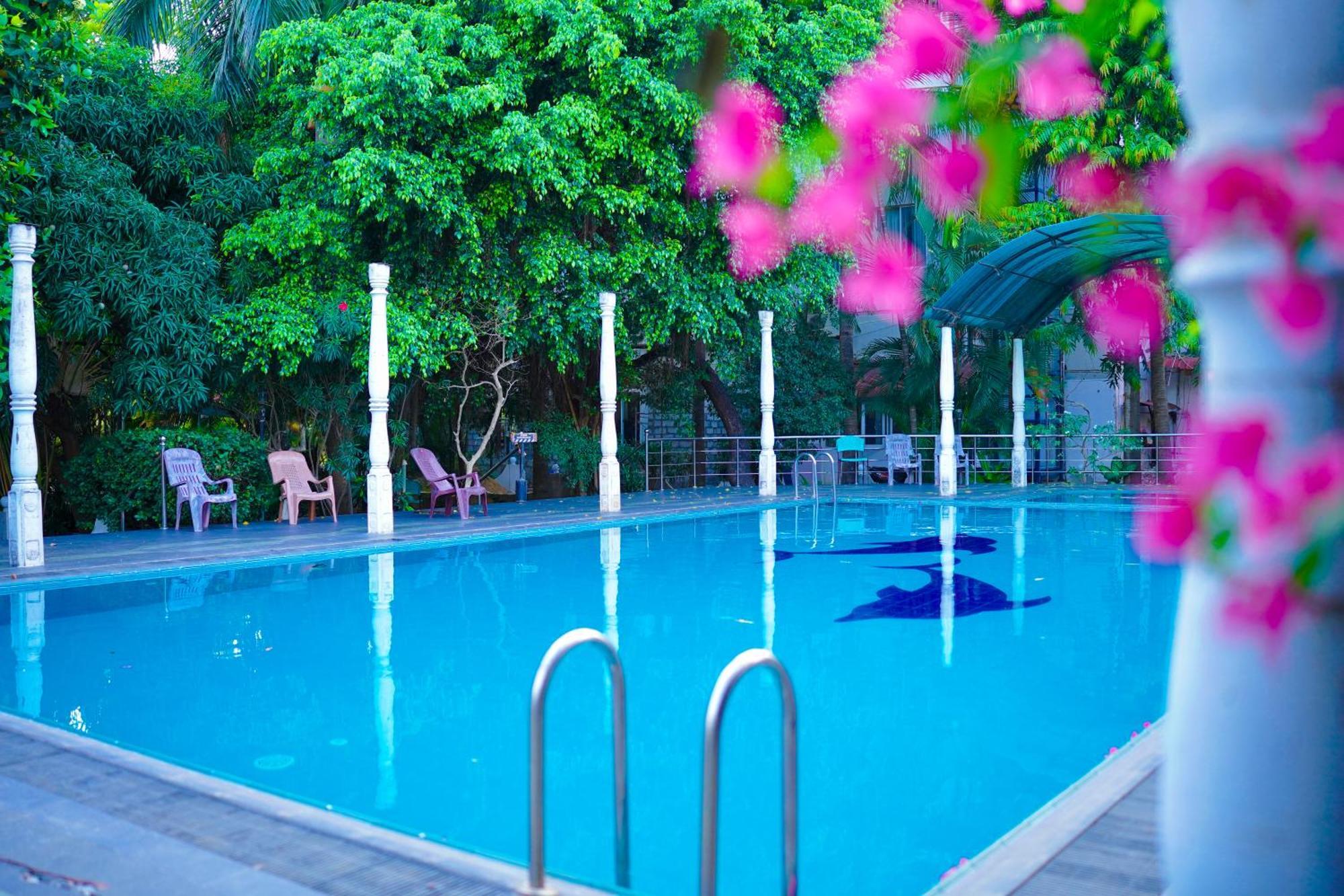 Tilko City Hotel Jaffna Exterior photo